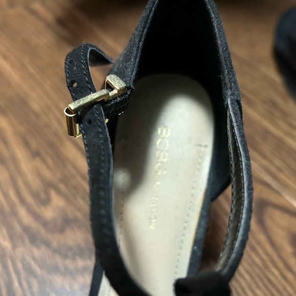 Brand new, never worn, BCBG generation shoes - Picture 6 of 8